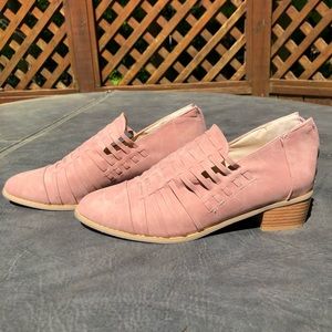 Pink shoes